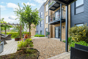 Communal gardens- click for photo gallery